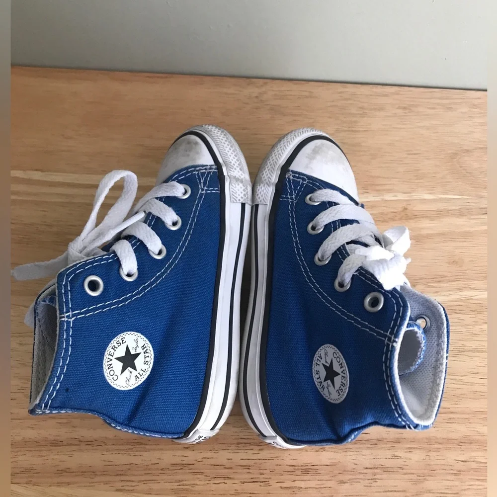 Converse All-Star Chuck Taylor High-Tops Blue Size: US Toddler 8.0 EUR 24 CM 15